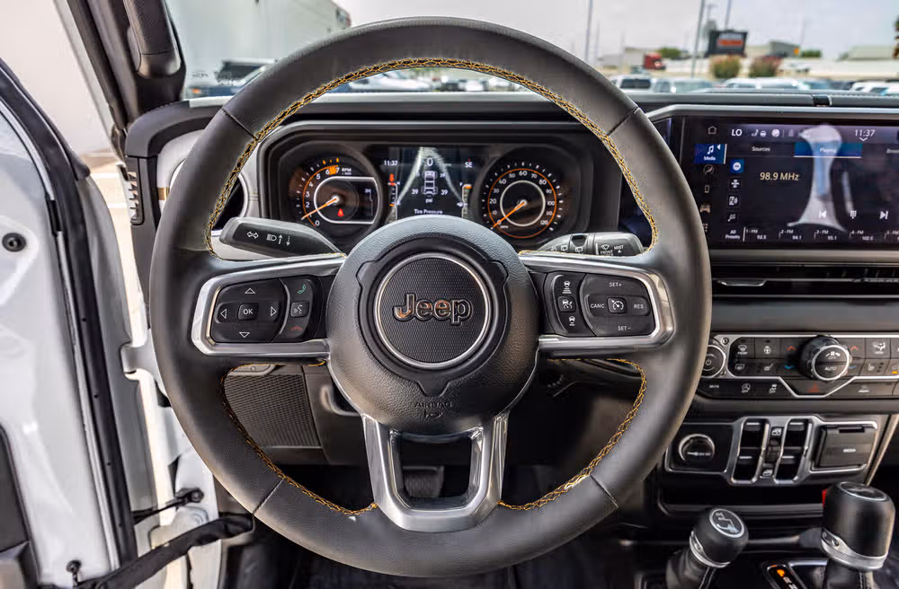 2024 Jeep Wrangler Sahara Image 18