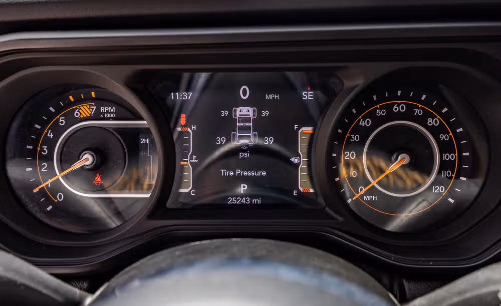 2024 Jeep Wrangler Sahara Image 19
