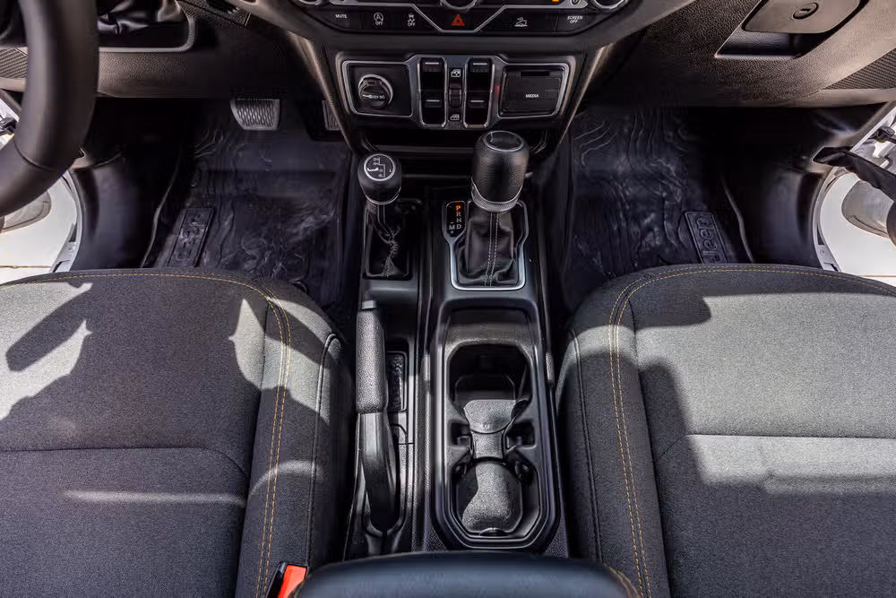 2024 Jeep Wrangler Sahara Image 28