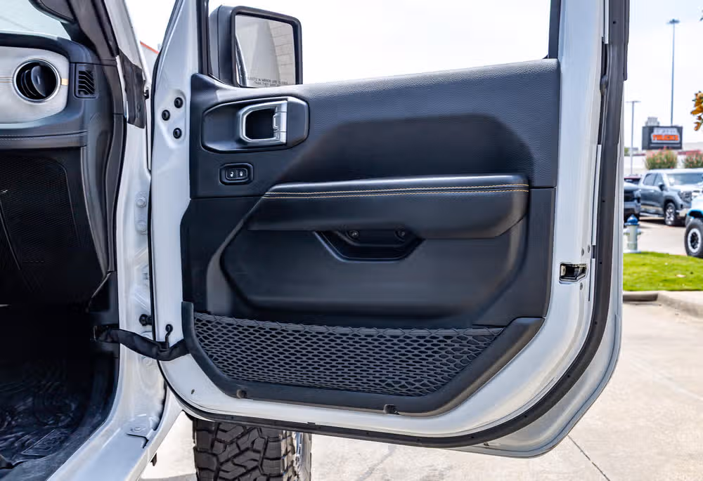 2024 Jeep Wrangler Sahara Image 37