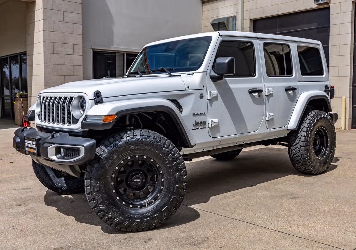 2024 Jeep Wrangler Sahara
