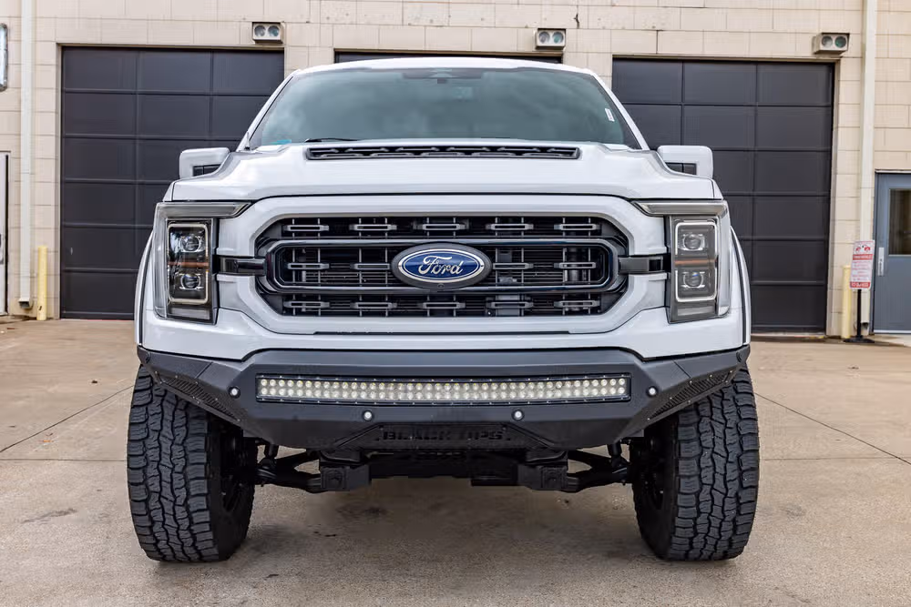 2022 Ford F-150 Lariat Black Ops SuperCrew Image 3