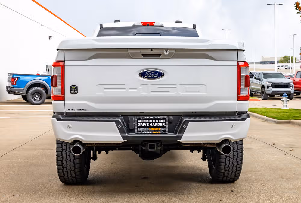 2022 Ford F-150 Lariat Black Ops SuperCrew Image 7