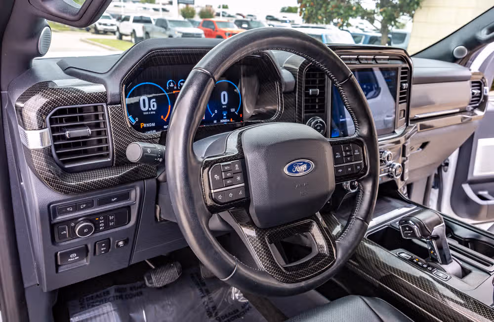 2022 Ford F-150 Lariat Black Ops SuperCrew Image 16