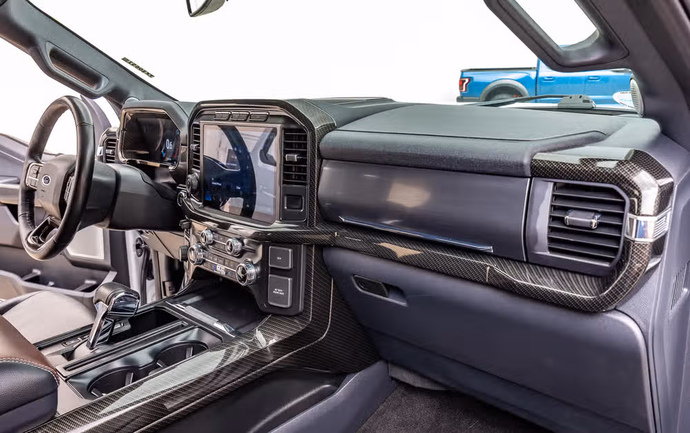 2022 Ford F-150 Lariat Black Ops SuperCrew Image 17