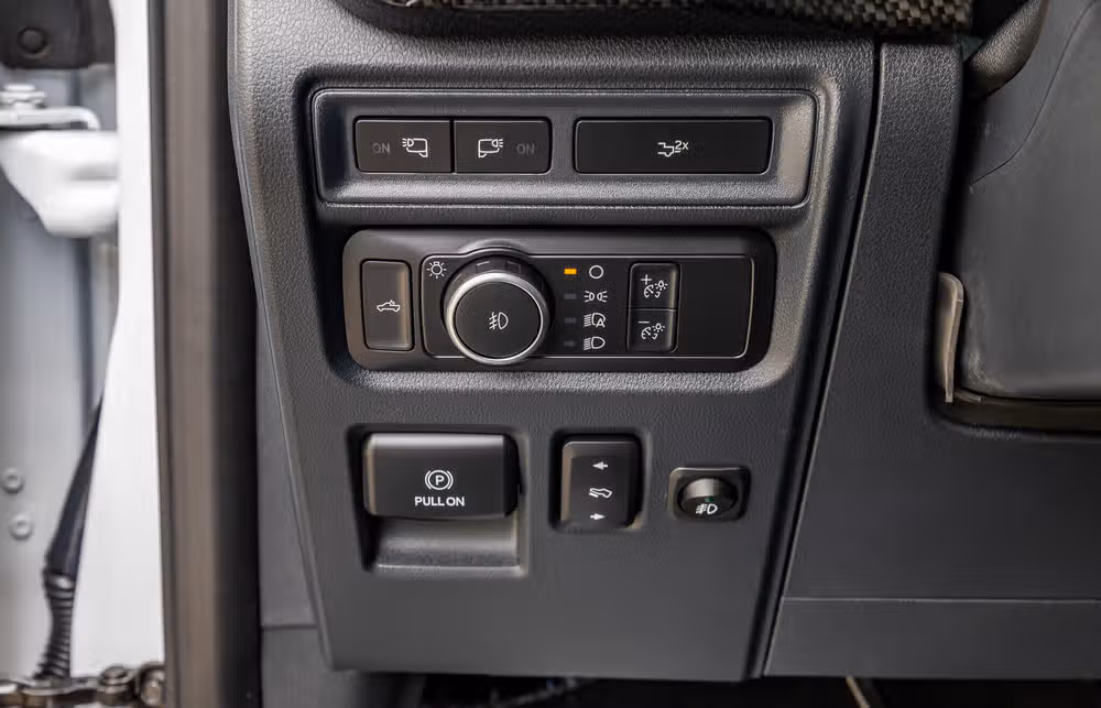 2022 Ford F-150 Lariat Black Ops SuperCrew Image 21