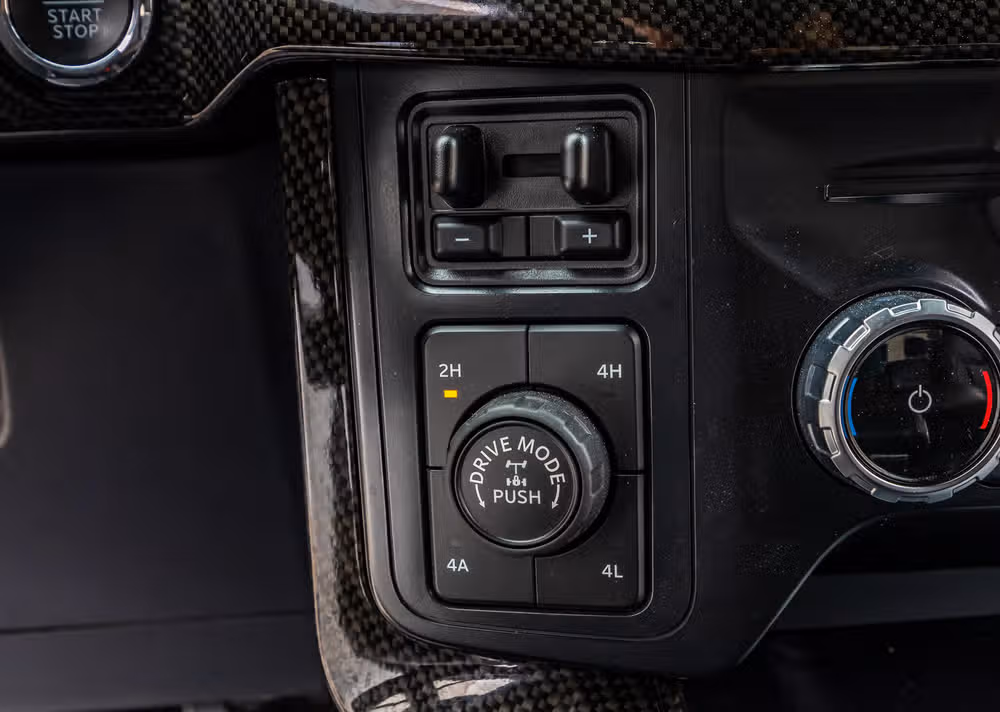 2022 Ford F-150 Lariat Black Ops SuperCrew Image 23