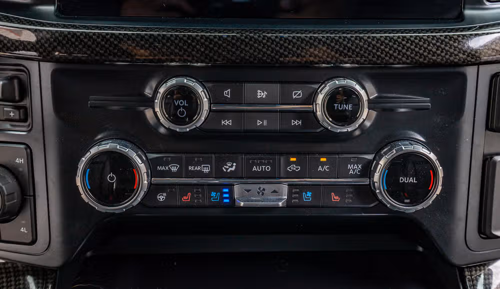 2022 Ford F-150 Lariat Black Ops SuperCrew Image 27