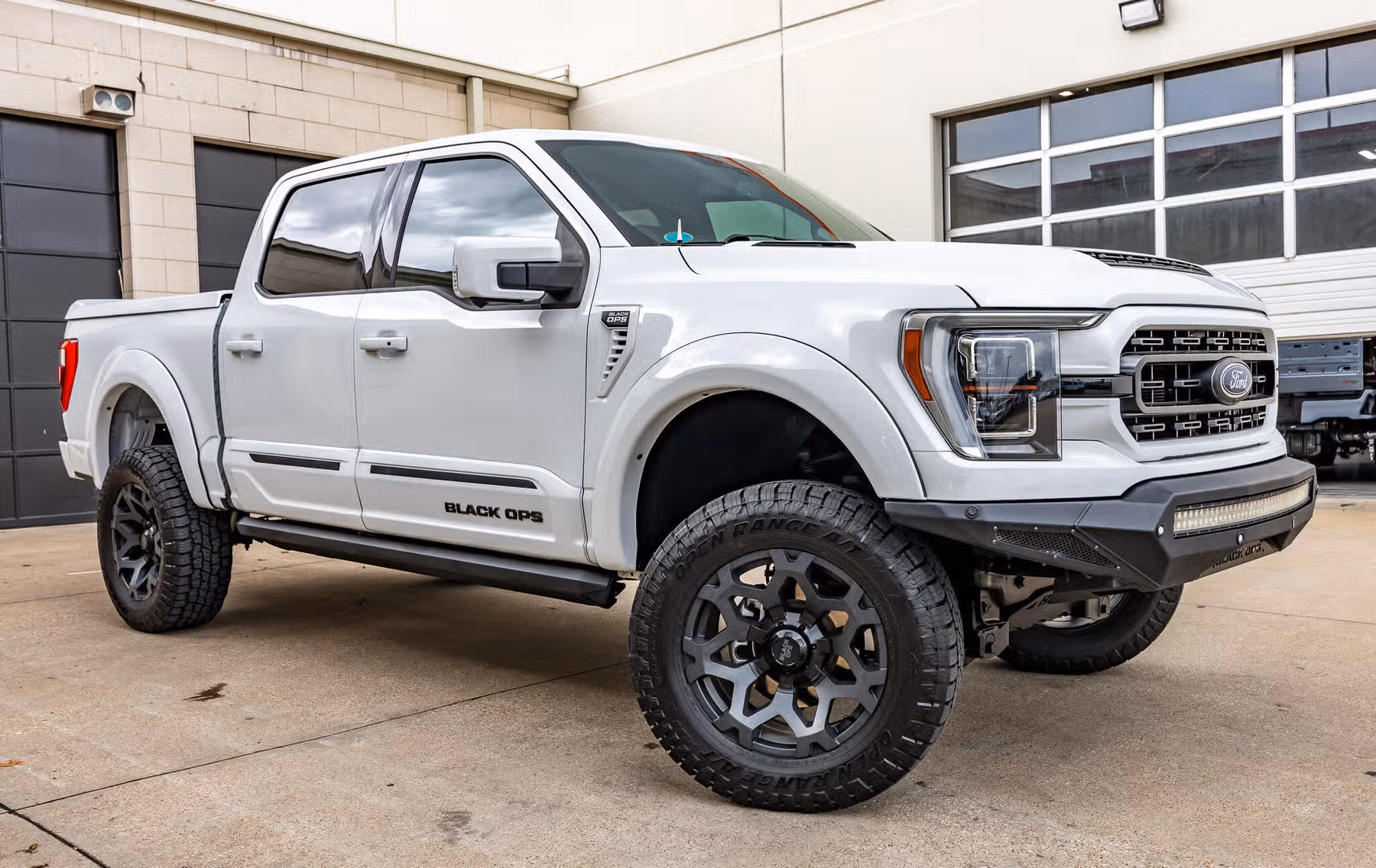 2022 Ford F-150 Lariat Black Ops SuperCrew Image 1