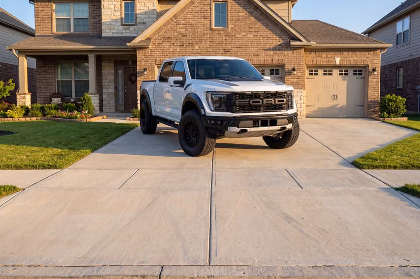 2025 Ford F-150 Raptor SuperCrew Image 45