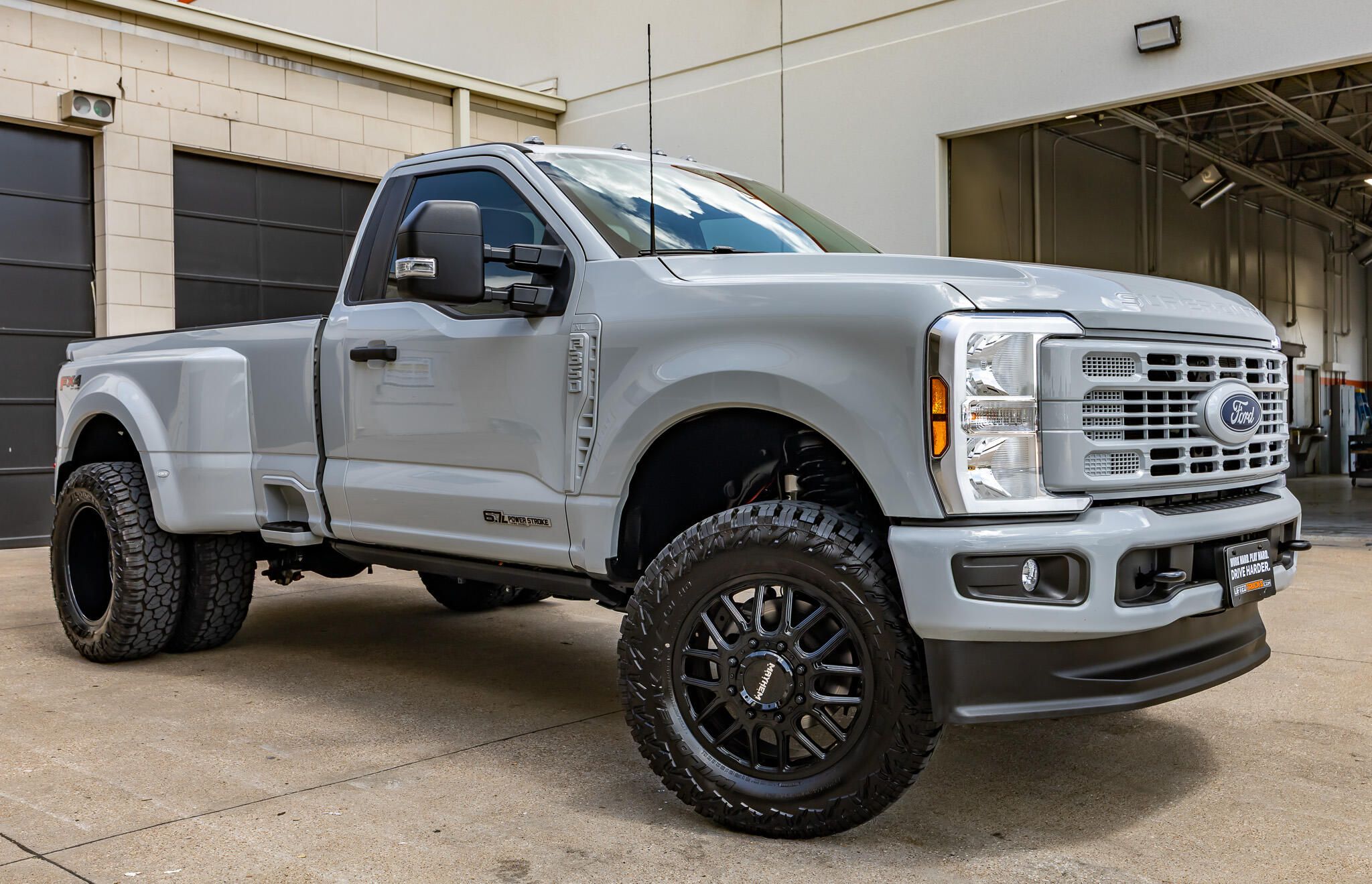 Avalanche Gray 2026 Ford F-350 Super Duty Pickup Truck Four-Wheel Drive Automatic
