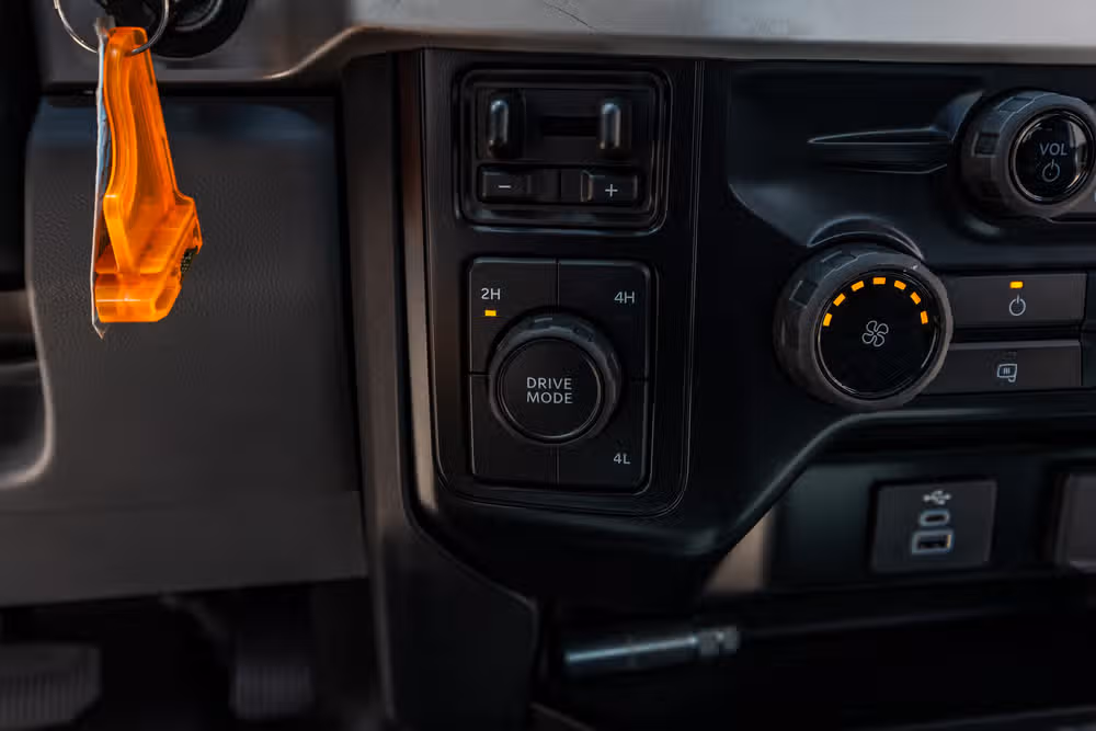 2026 Ford F-350 Super Duty XL Regular Cab Image 22
