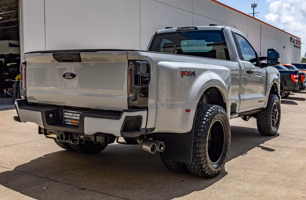 2026 Ford F-350 Super Duty XL Regular Cab Image 9