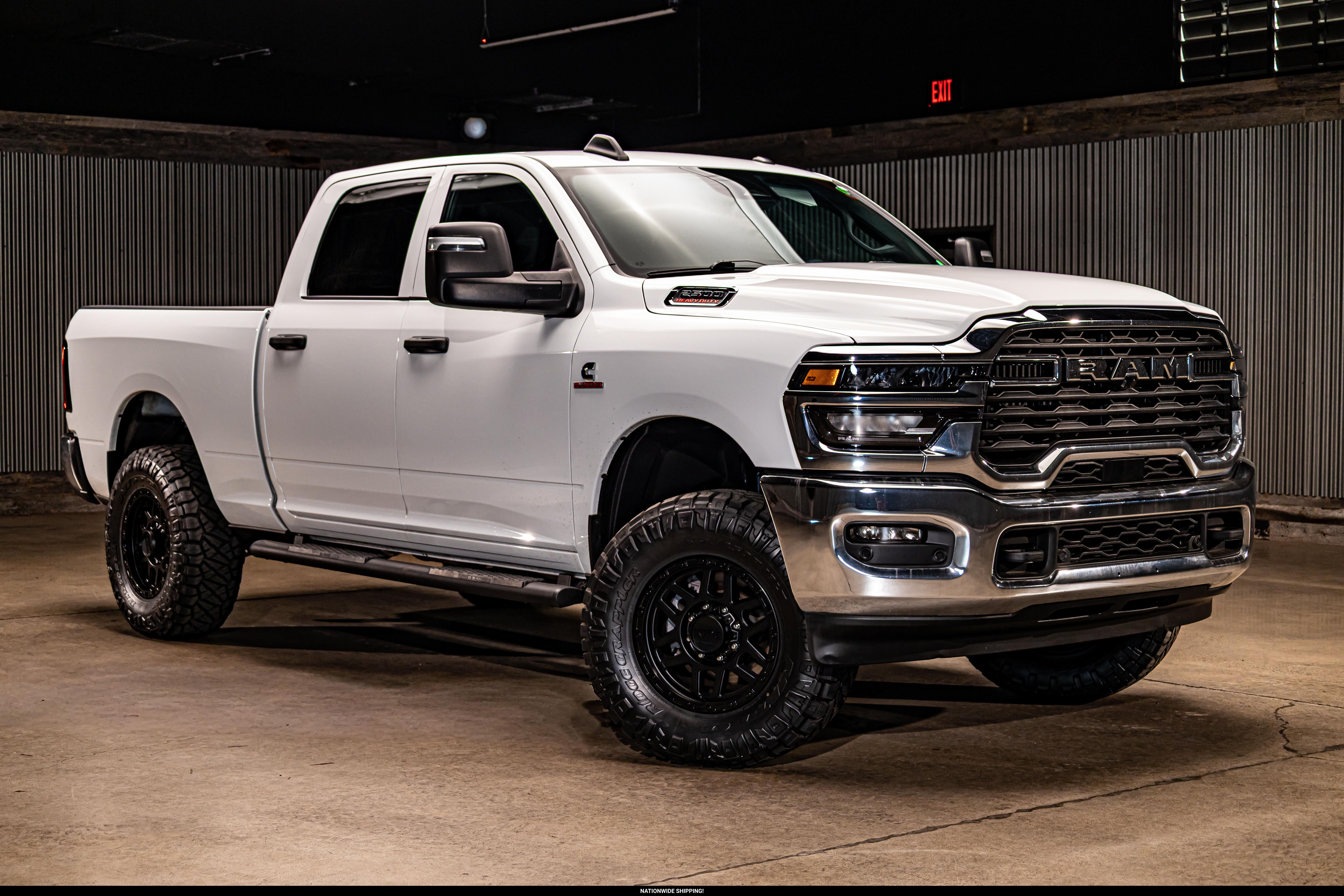 Bright White Clear Coat 2025 RAM 2500 Pickup Truck Four-Wheel Drive Automatic