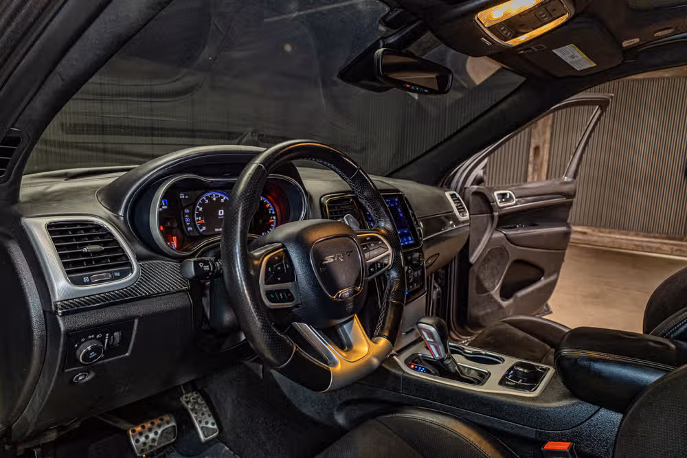 2020 Jeep Grand Cherokee SRT Image 12