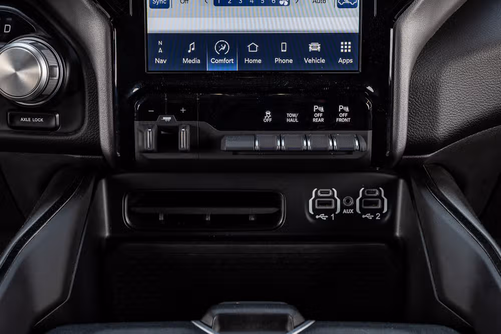 2024 Ram 2500 Rebel Crew Cab Image 27