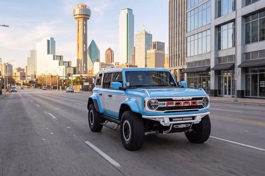 2023 Ford Bronco Raptor Image 44
