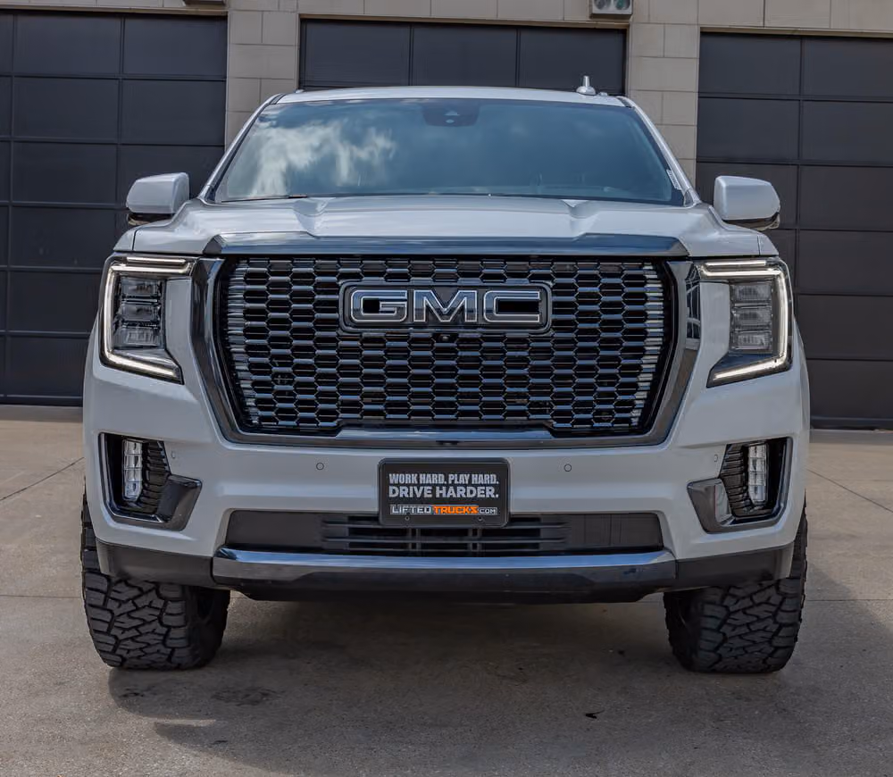 2023 GMC Yukon Denali Ultimate Image 5