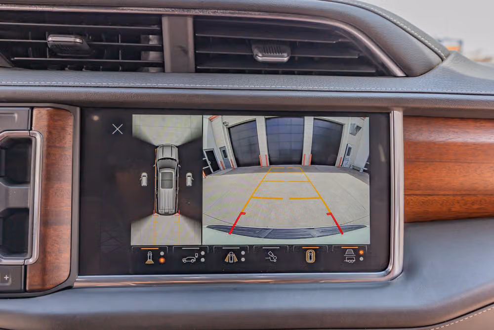2023 GMC Yukon Denali Ultimate Image 26