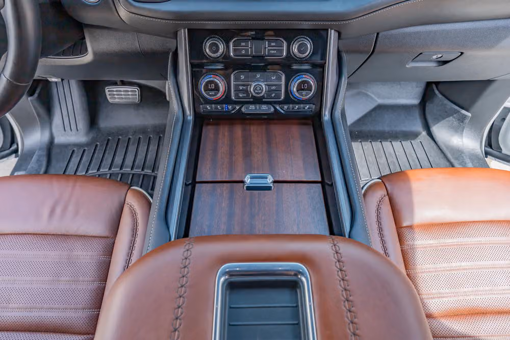 2023 GMC Yukon Denali Ultimate Image 28