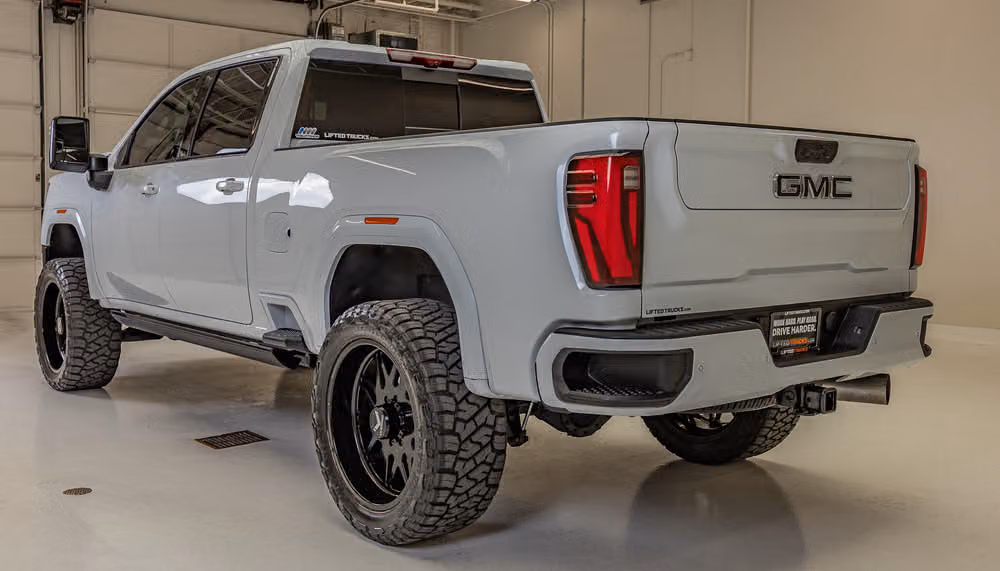 2026 GMC Sierra 2500HD Denali Ultimate Crew Cab Image 7