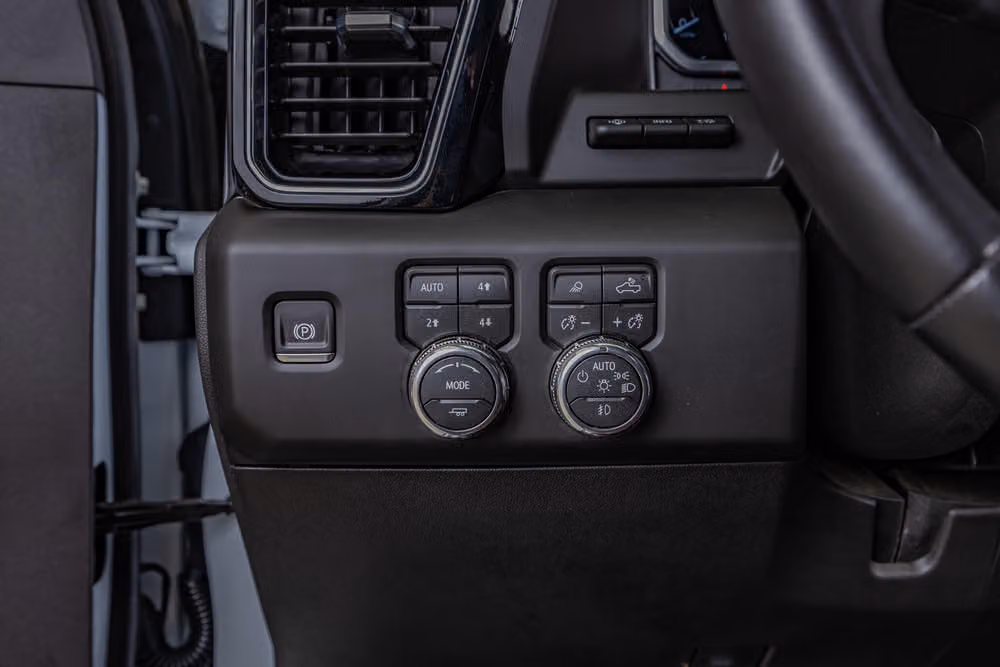2026 GMC Sierra 2500HD Denali Ultimate Crew Cab Image 22