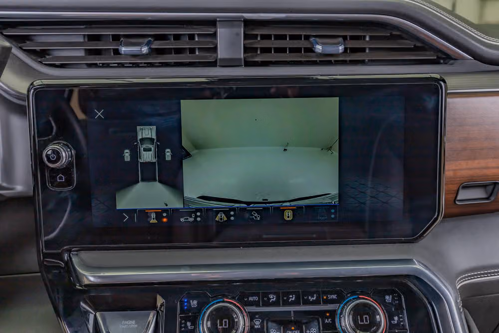 2026 GMC Sierra 2500HD Denali Ultimate Crew Cab Image 26