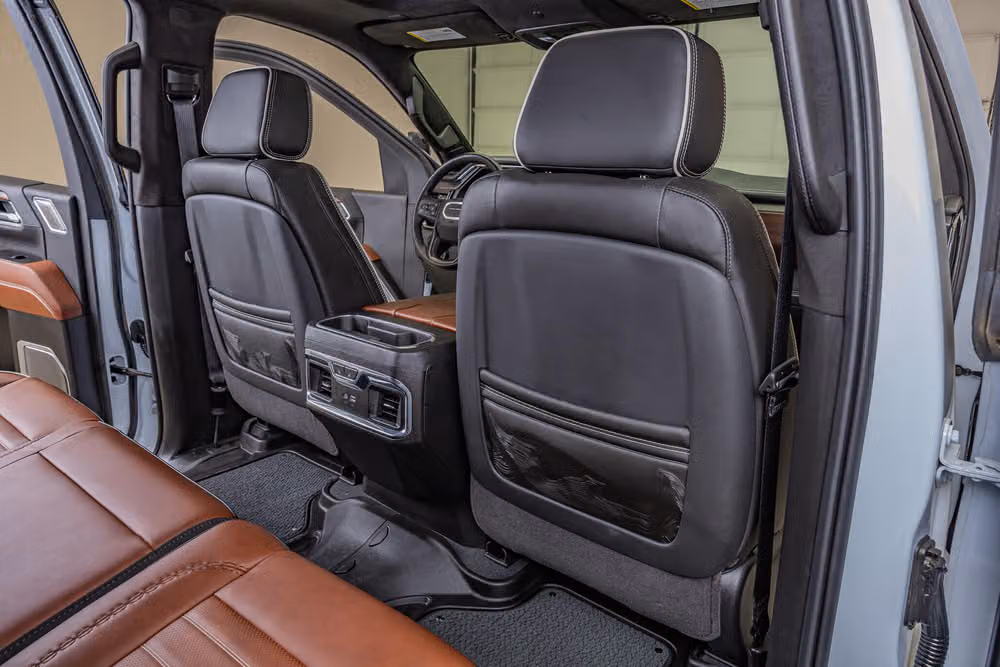 2026 GMC Sierra 2500HD Denali Ultimate Crew Cab Image 33