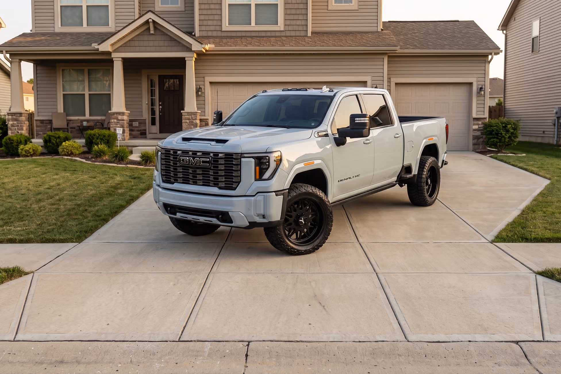 2026 GMC Sierra 2500HD Denali Ultimate Crew Cab Image 44