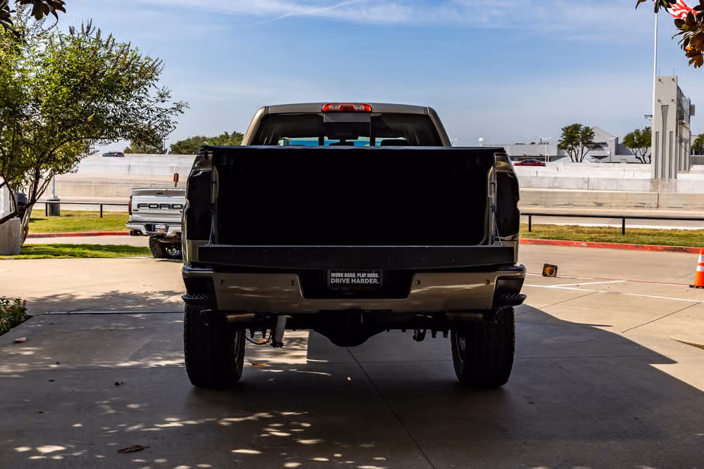 2017 Chevrolet Silverado 1500 LT Z71 Crew Cab Image 8