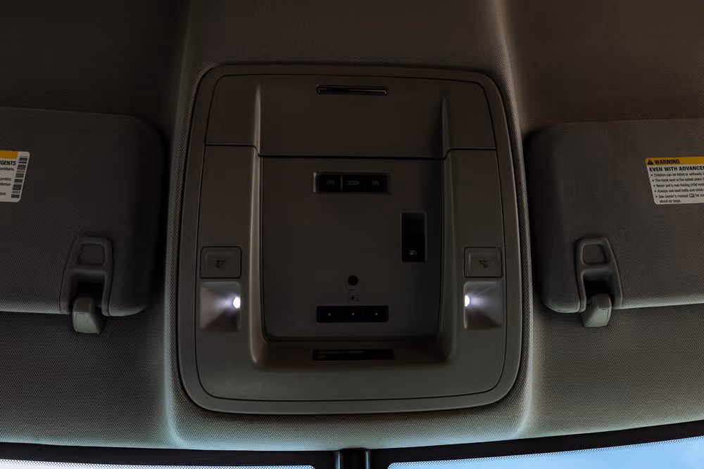 2017 Chevrolet Silverado 1500 LT Z71 Crew Cab Image 23