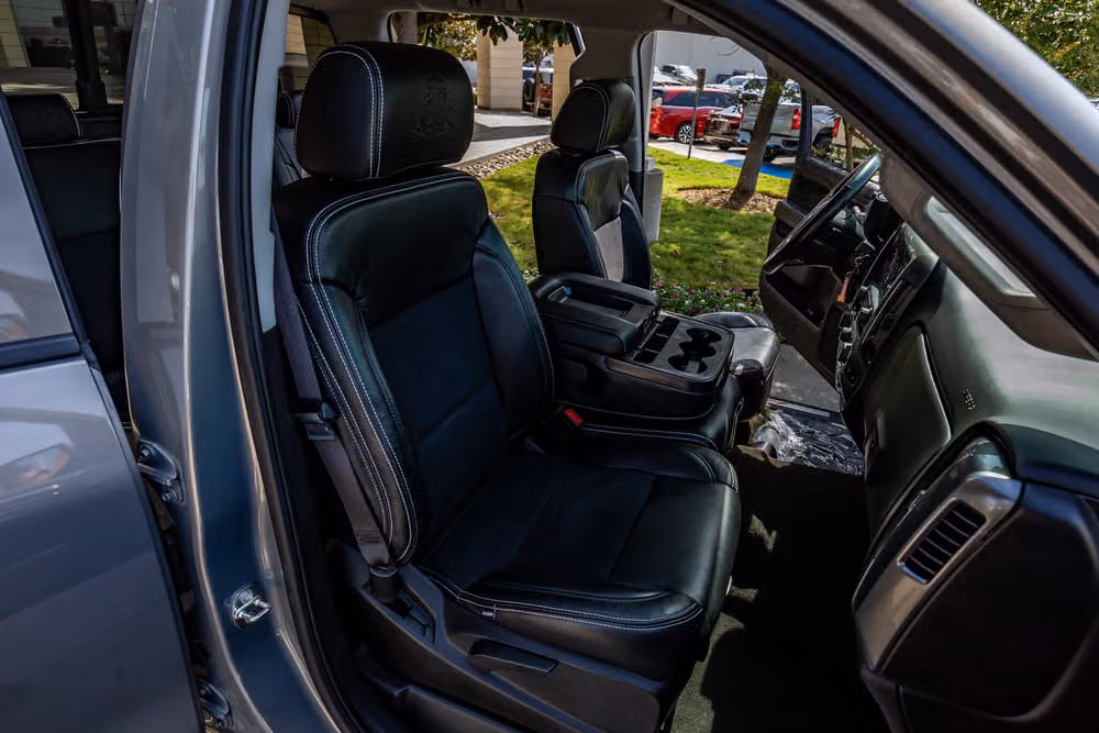 2017 Chevrolet Silverado 1500 LT Z71 Crew Cab Image 25