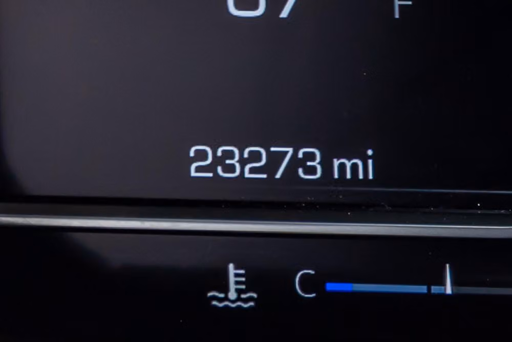 2025 GMC Sierra 2500HD AT4 Crew Cab Image 22