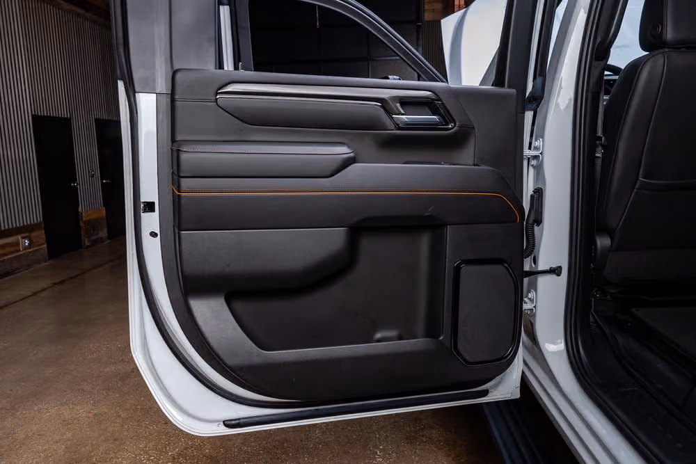 2025 GMC Sierra 2500HD AT4 Crew Cab Image 39