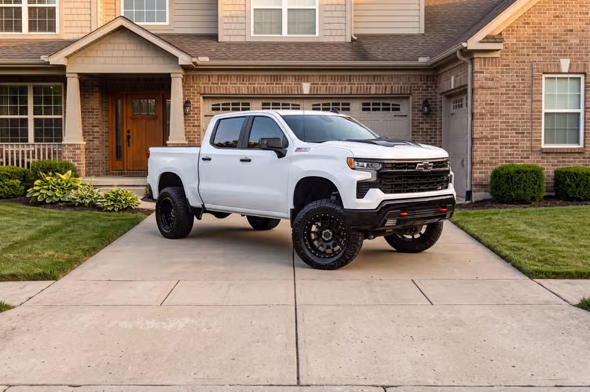 2024 Chevrolet Silverado 1500 LT Trail Boss Crew Cab Image 30