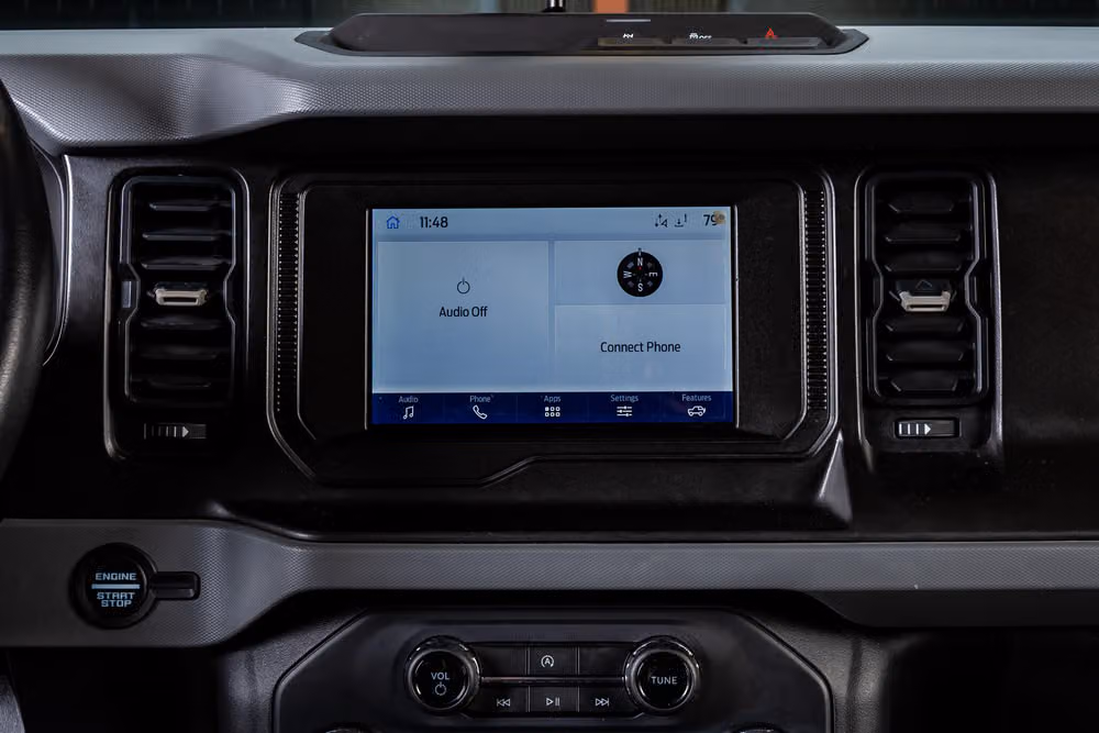 2022 Ford Bronco Base Image 23