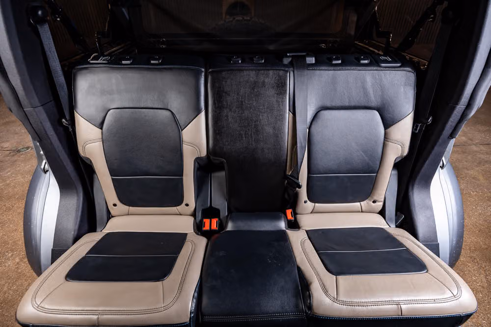 2022 Ford Bronco Base Image 32