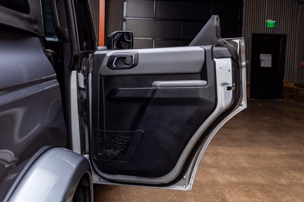 2022 Ford Bronco Base Image 36