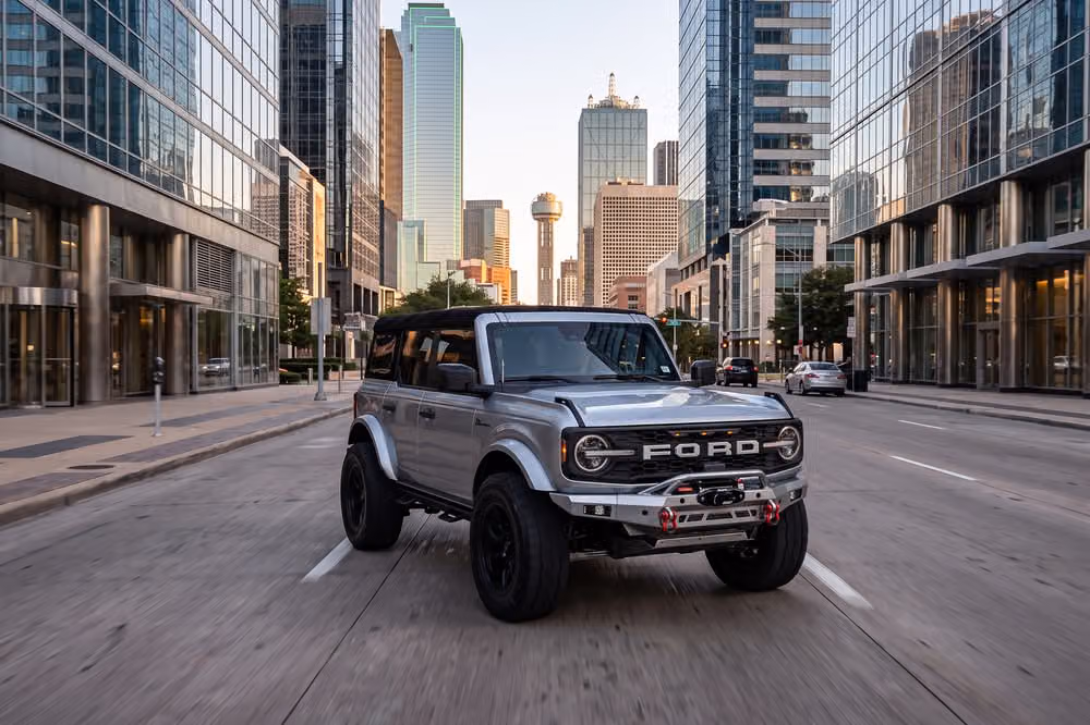 2022 Ford Bronco Base Image 39