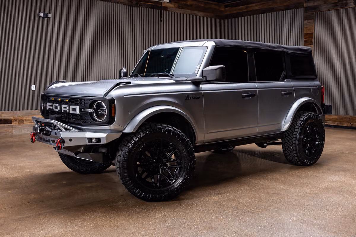 2022 Ford Bronco Base