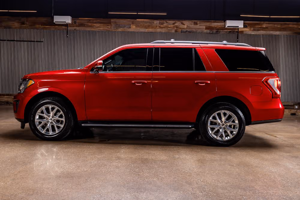 2020 Ford Expedition XLT Image 6