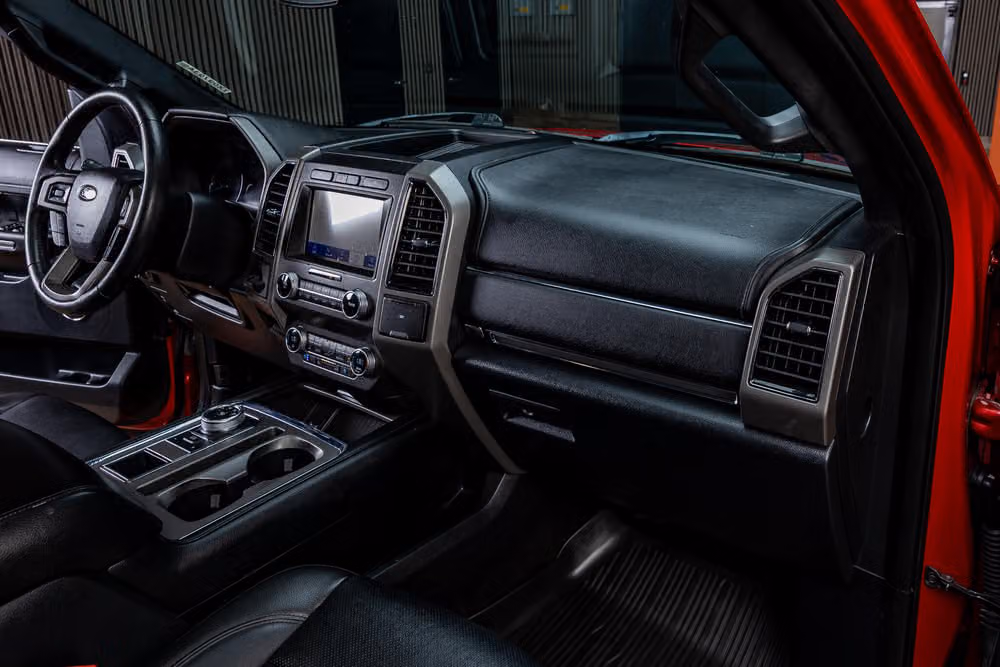 2020 Ford Expedition XLT Image 15