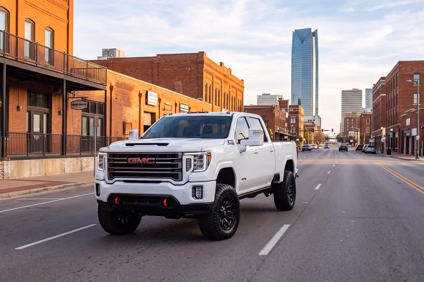 2023 GMC Sierra 2500HD AT4 Crew Cab Image 40