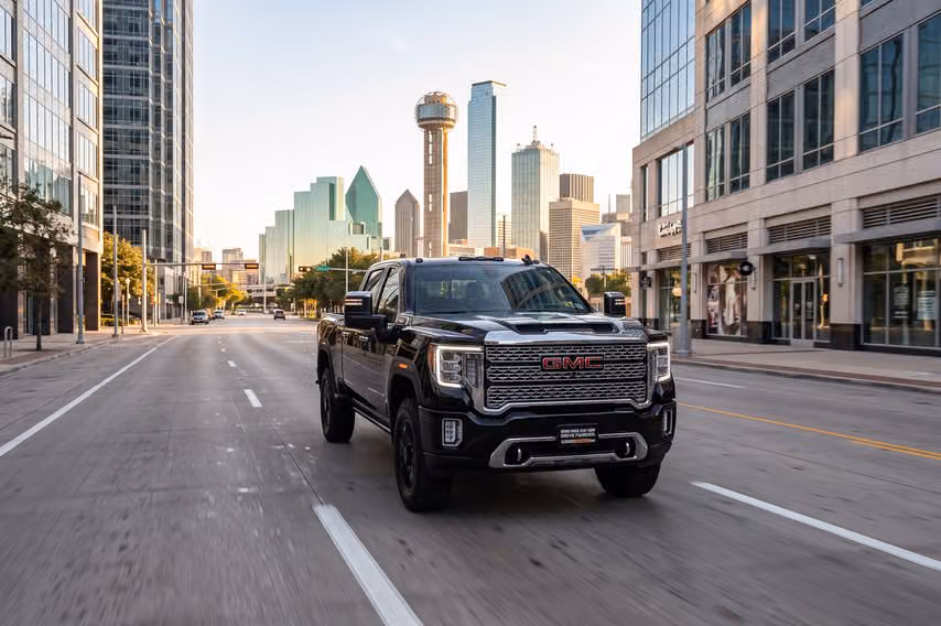 2022 GMC Sierra 2500HD Denali Crew Cab Image 43