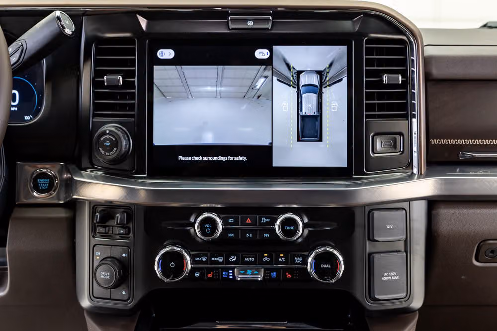 2026 Ford F-450 Super Duty King Ranch Crew Cab Image 26
