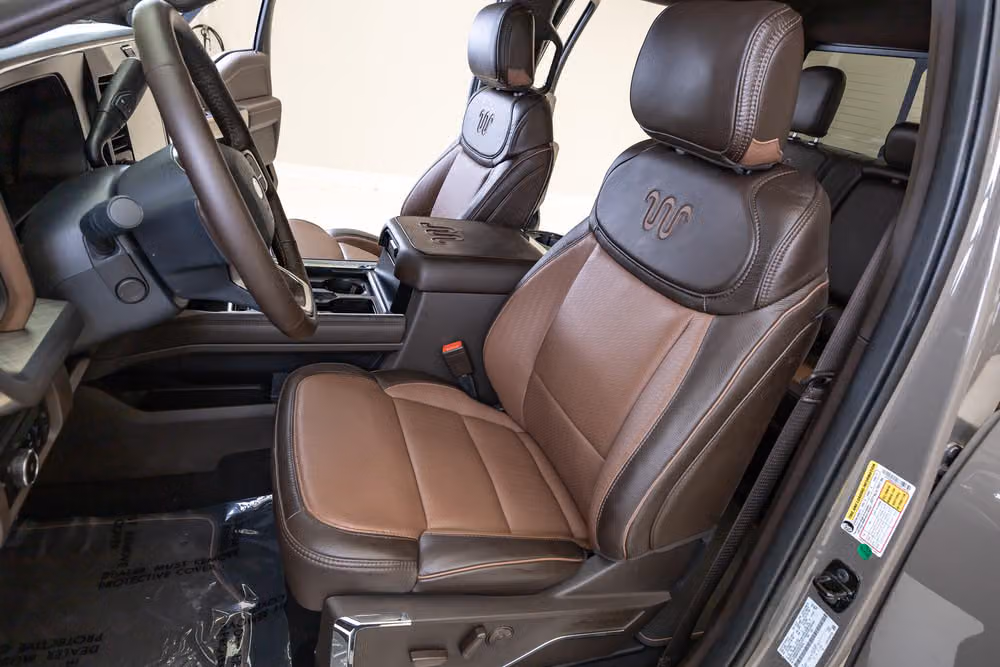 2026 Ford F-450 Super Duty King Ranch Crew Cab Image 29