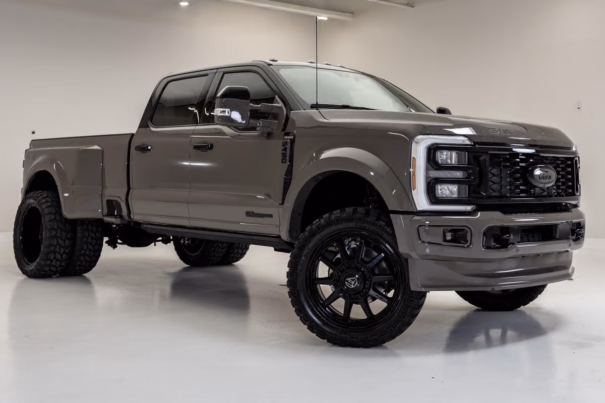 2026 Ford F-450 Super Duty King Ranch Crew Cab