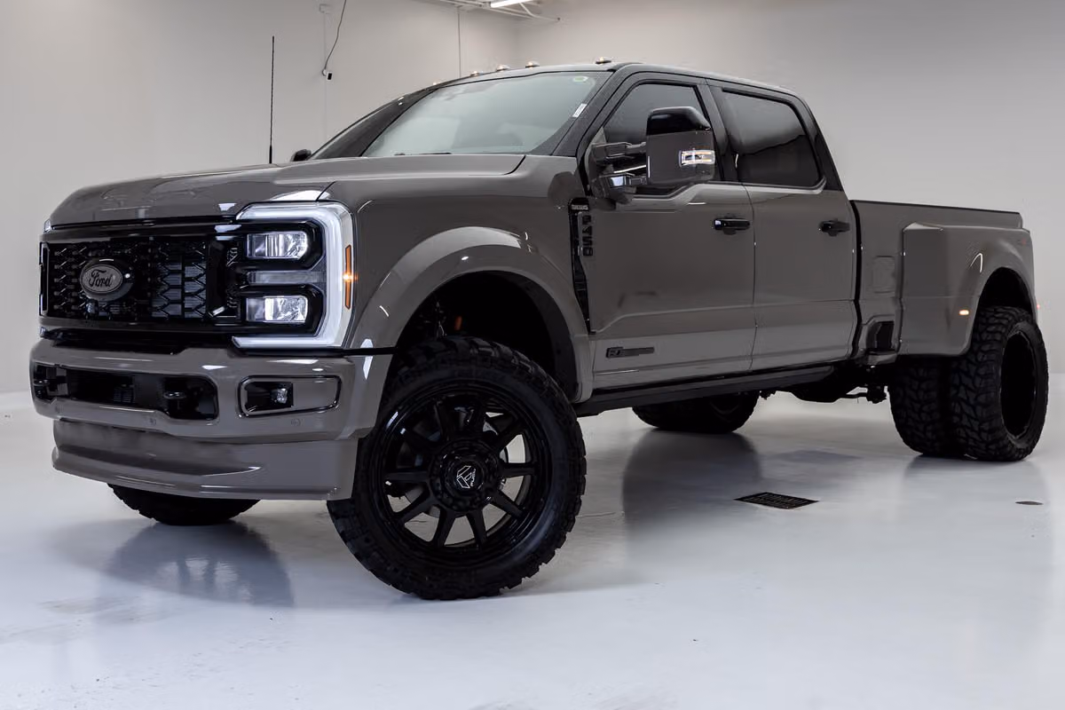 2026 Ford F-450 Super Duty King Ranch Crew Cab
