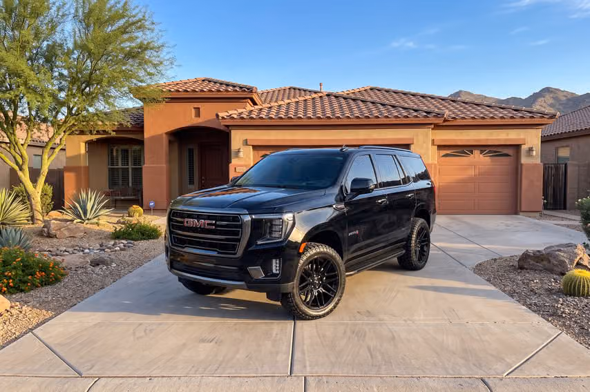 2025 GMC Yukon AT4 Image 33