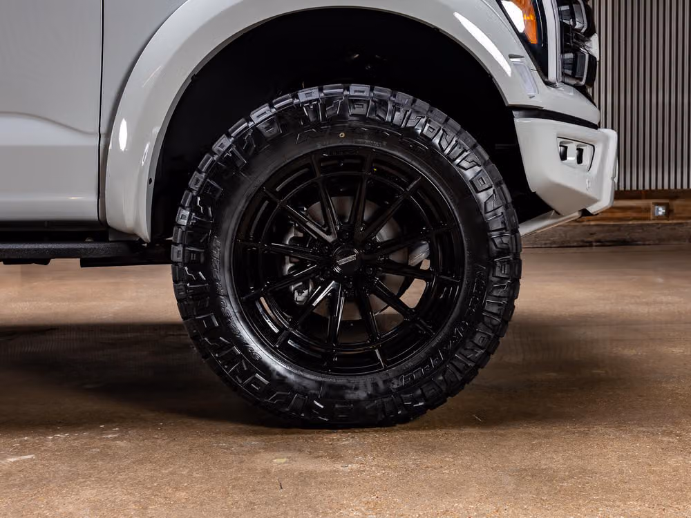 2026 Ford F-150 Raptor SuperCrew Image 13